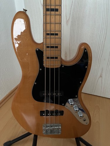 Squier jazz bass - squier,